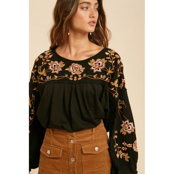 NEW Black Floral Embroidered Pleat BOHO Blouse Top - Picture 4 of 12